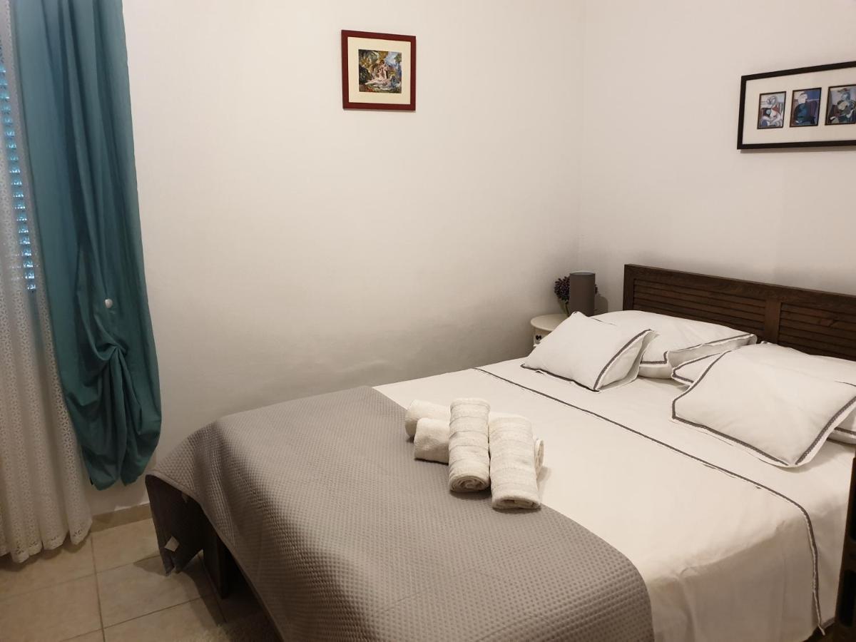 Lemon Tree Hotell Donji Seget Eksteriør bilde