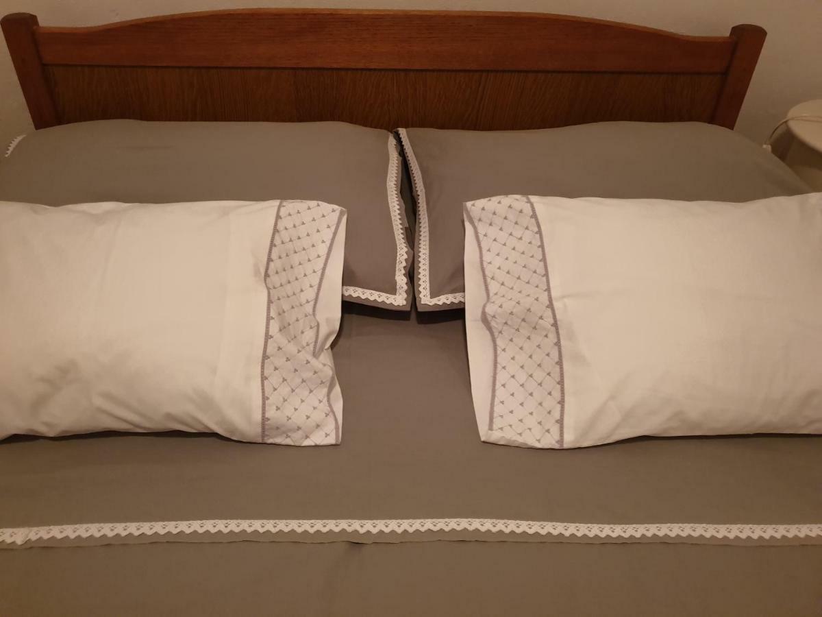 Lemon Tree Hotell Donji Seget Eksteriør bilde